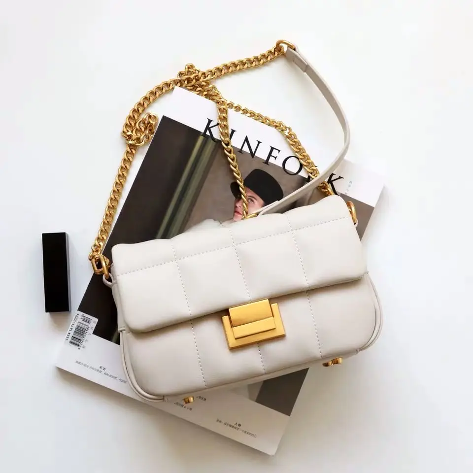 Фото 2020 новые стильные сумки из натуральной кожи с золотой цепочкой Женская