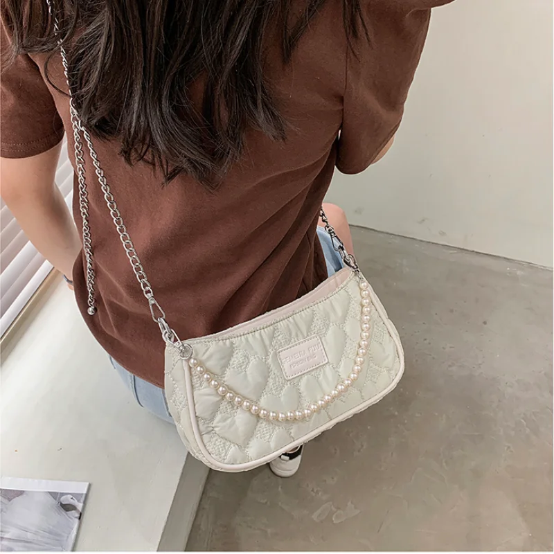 Bag 2021 new bag diagonal bag shoulder bag lightweight multi-layer fashion small square bag female bag all-match 
Bag 2021 new bag diagonal bag shoulder bag lightweight multi-layer fashion small square bag female bag all-match