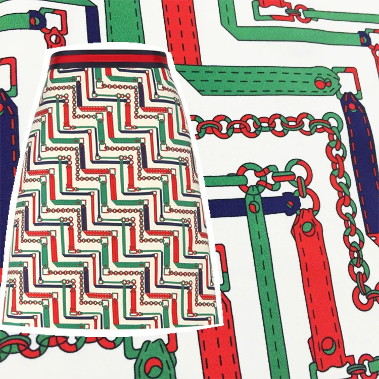 European and American brand spring and summer classic hand-painted short skirt chain digital printing fabric G brand fabric
European and American brand spring and summer classic hand-painted short skirt chain digital printing fabric G brand fabric