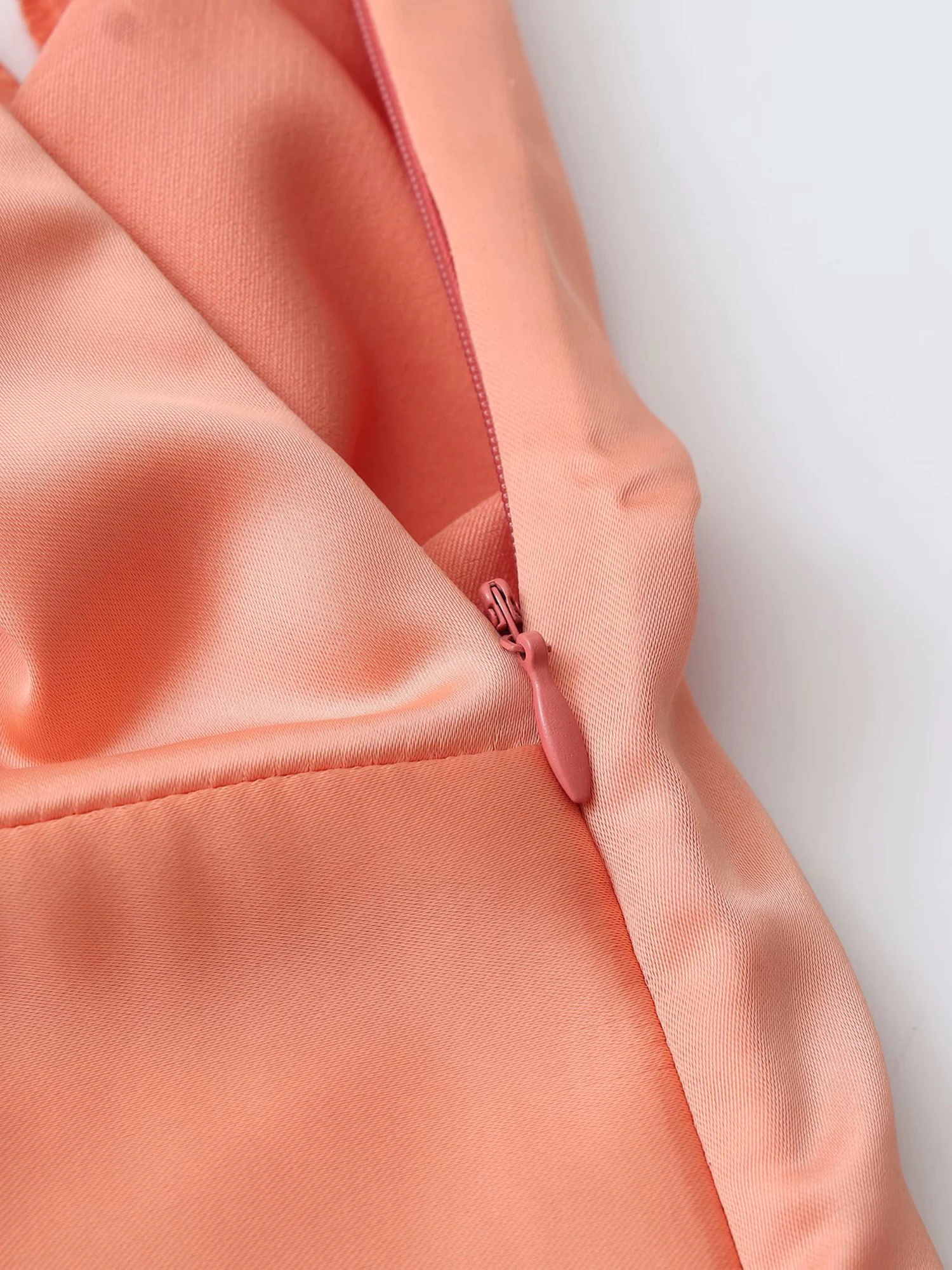 KRSB Summer Women Fashion Backless Sexy Draped Dresses Irregular Sleeveless Medium Length Suspender Dress Classic Gorgeous Style
KRSB Summer Women Fashion Backless Sexy Draped Dresses Irregular Sleeveless Medium Length Suspender Dress Classic Gorgeous Style