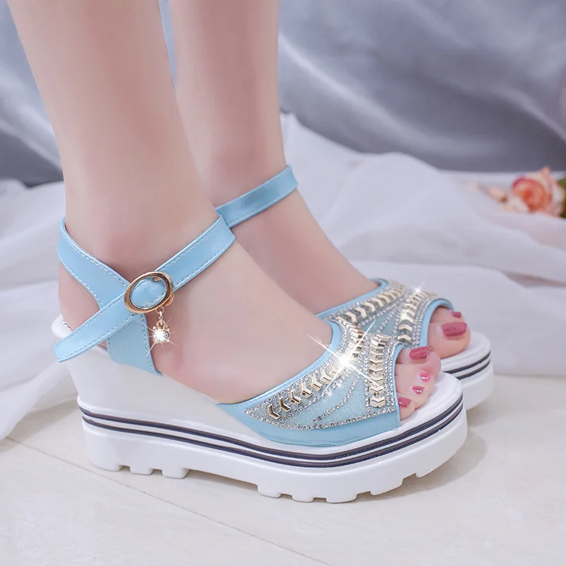 2021 Women Fish Mouth Buckle Wedge Sandals Flat Bottom Platform Shoes Waterproof Thick Bottom
2021 Women Fish Mouth Buckle Wedge Sandals Flat Bottom Platform Shoes Waterproof Thick Bottom