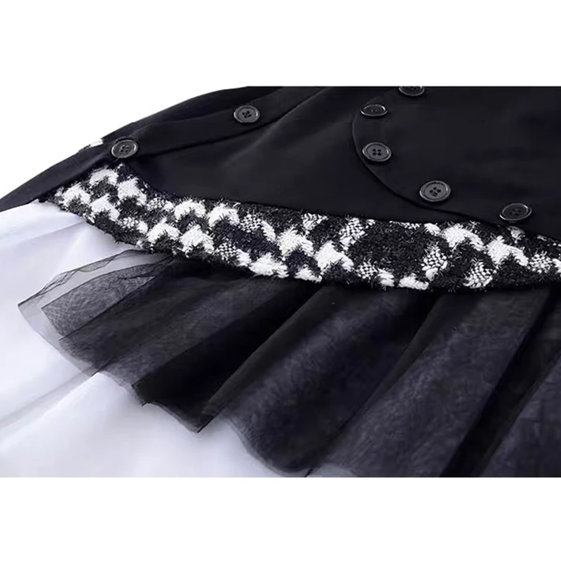 Black Gothic Skirt Women Irregular Patchwork Plaid Button Design Mesh Streetwear Vintage 2021 Harajuku Fashion Chic Skirt Female
Black Gothic Skirt Women Irregular Patchwork Plaid Button Design Mesh Streetwear Vintage 2021 Harajuku Fashion Chic Skirt Female