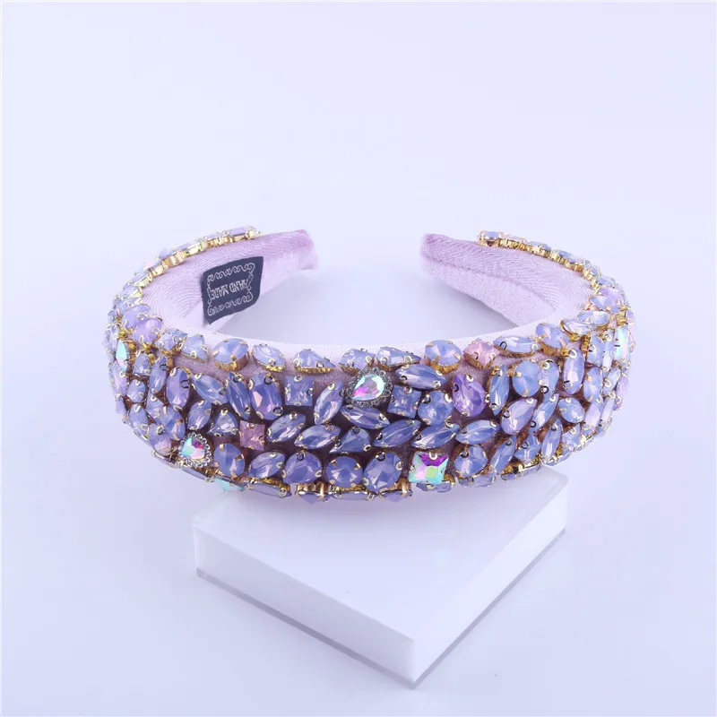 New European and American Baroque exaggerated fashion rhinestones pearl dance party luxury headband wild personality headband
New European and American Baroque exaggerated fashion rhinestones pearl dance party luxury headband wild personality headband