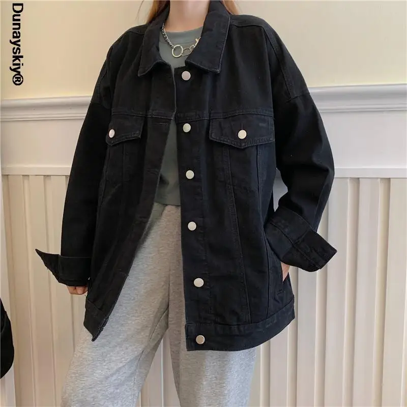 Женская джинсовая куртка, универсальная свободная однобортная повседневная куртка в Корейском стиле с длинным рукавом, Осень-зима 2021
Женская джинсовая куртка, универсальная свободная однобортная повседневная куртка в Корейском стиле с длинным рукавом, Осень-зима 2021
