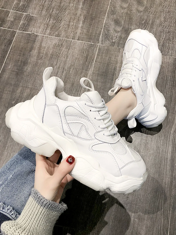 Spring And Autumn Fashion Students All-Match Solid Color Cross Straps Thick-Soled Inner Increase Ladies Casual Sneakers.
Spring And Autumn Fashion Students All-Match Solid Color Cross Straps Thick-Soled Inner Increase Ladies Casual Sneakers.
