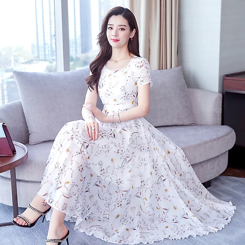 New large-size short-sleeved dress, chiffon dress, floral long dress, big swing dress,
New large-size short-sleeved dress, chiffon dress, floral long dress, big swing dress,