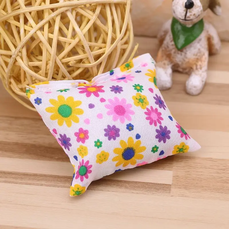 Doll Bolster Pillow Floral Flower Printed Stuffed Sponge Soft Simulation Sofa Cushion Square Miniature Furniture Dollhouse Toys
Doll Bolster Pillow Floral Flower Printed Stuffed Sponge Soft Simulation Sofa Cushion Square Miniature Furniture Dollhouse Toys