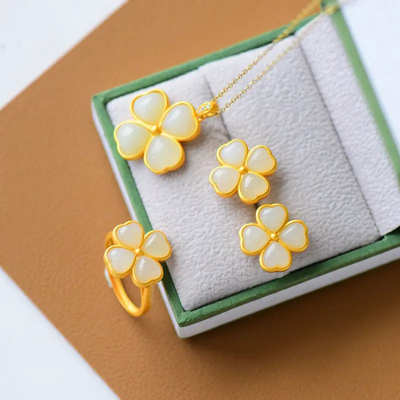 Natural Hetian White Jade Love Clover Eardrops Stud Earrings Ring Three-Piece Suit 925 Sterling Silver Inlaid Ancient Silver
Natural Hetian White Jade Love Clover Eardrops Stud Earrings Ring Three-Piece Suit 925 Sterling Silver Inlaid Ancient Silver
