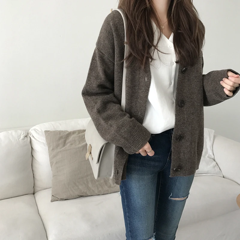 Ailegogo V Neck Knitted Cardigan Sweater Women Simple Solid Thick Button Clothing Sweater Stylish Tops for Female Autumn Winter
Ailegogo V Neck Knitted Cardigan Sweater Women Simple Solid Thick Button Clothing Sweater Stylish Tops for Female Autumn Winter