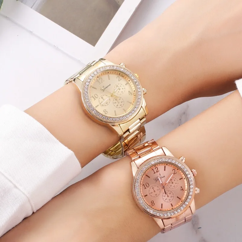 Watch for women Luxury Fashion Geneva Rhinestone Stainless steel Fake Three Eyes Quartz Women watch Gift for lady Relgio Femino
Watch for women Luxury Fashion Geneva Rhinestone Stainless steel Fake Three Eyes Quartz Women watch Gift for lady Relgio Femino