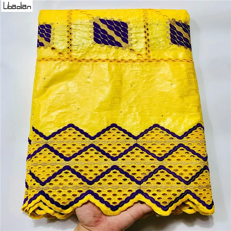 African bazin riche fabric with brode Latest fashion embroidery bazin lace fabric with holes lace 5yards Big sales XS27-15
African bazin riche fabric with brode Latest fashion embroidery bazin lace fabric with holes lace 5yards Big sales XS27-15
