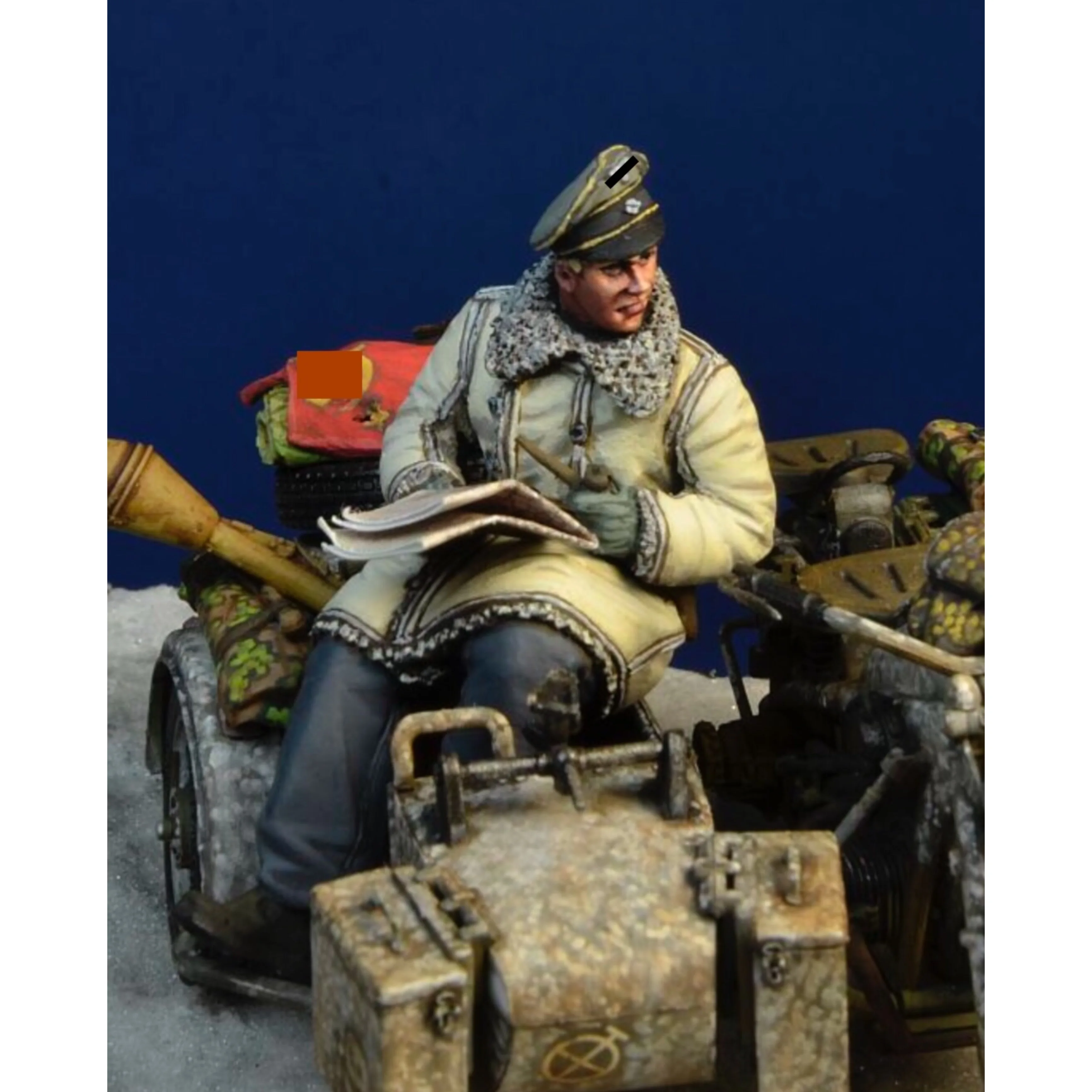 1/35 Resin Model Figure GK,no newspaper , There is no motorcycle , Unassembled and unpainted kit
1/35 Resin Model Figure GK,no newspaper , There is no motorcycle , Unassembled and unpainted kit