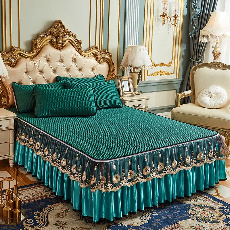 Latex Embroidery Lace Bed Spread King Size Summer Cool Quilted Detachable Bed Cover Queen Sheet European with 2 Pillow Shams
Latex Embroidery Lace Bed Spread King Size Summer Cool Quilted Detachable Bed Cover Queen Sheet European with 2 Pillow Shams