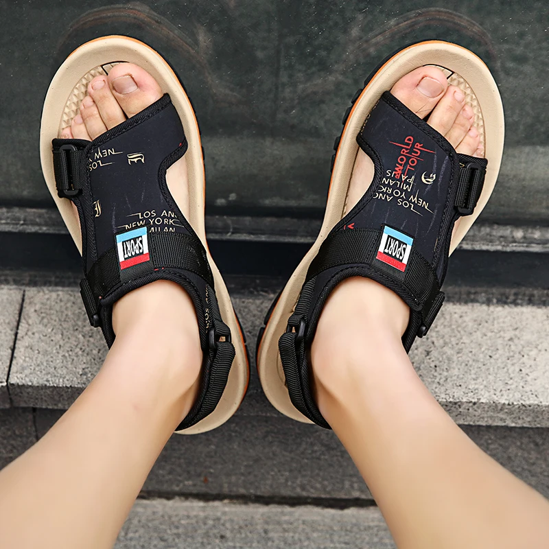 Men Sandals Fashion Fretwork Open Toe Rubber Sole Hook&Loop Flat Casual Sandals Beach Sandals Footwear Size 38-47 Zapatos Hombre
Men Sandals Fashion Fretwork Open Toe Rubber Sole Hook&Loop Flat Casual Sandals Beach Sandals Footwear Size 38-47 Zapatos Hombre