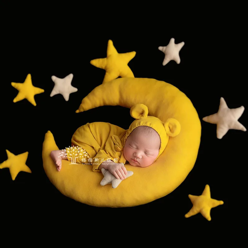 9Pc Newborn Photography Moon Stars Background Baby Boy Girl Photo Shoot Posing Pillow foto Shooting Backdrops Baby Shower Gift
9Pc Newborn Photography Moon Stars Background Baby Boy Girl Photo Shoot Posing Pillow foto Shooting Backdrops Baby Shower Gift