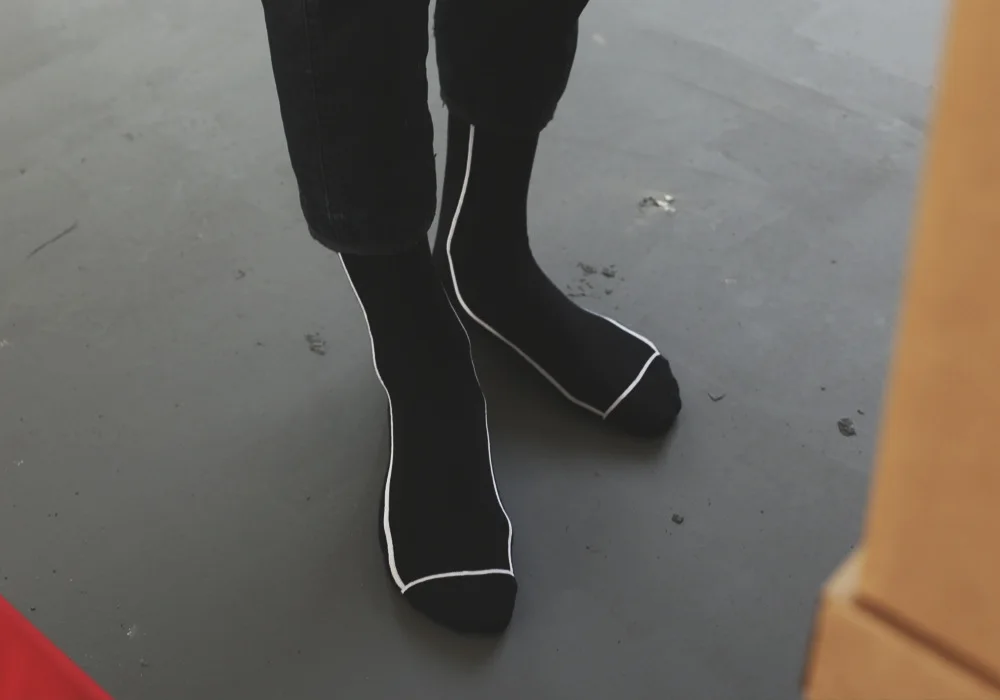1/5pair Linear sports socks black and white striped medium tube socks wild basic casual socks
1/5pair Linear sports socks black and white striped medium tube socks wild basic casual socks