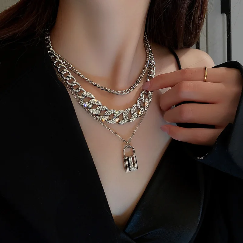 U-волшебное многослойное блестящее Ожерелье Стразы в стиле хип-хоп, массивное ожерелье для женщин, массивное металлическое ожерелье с замко...
U-волшебное многослойное блестящее Ожерелье Стразы в стиле хип-хоп, массивное ожерелье для женщин, массивное металлическое ожерелье с замко...