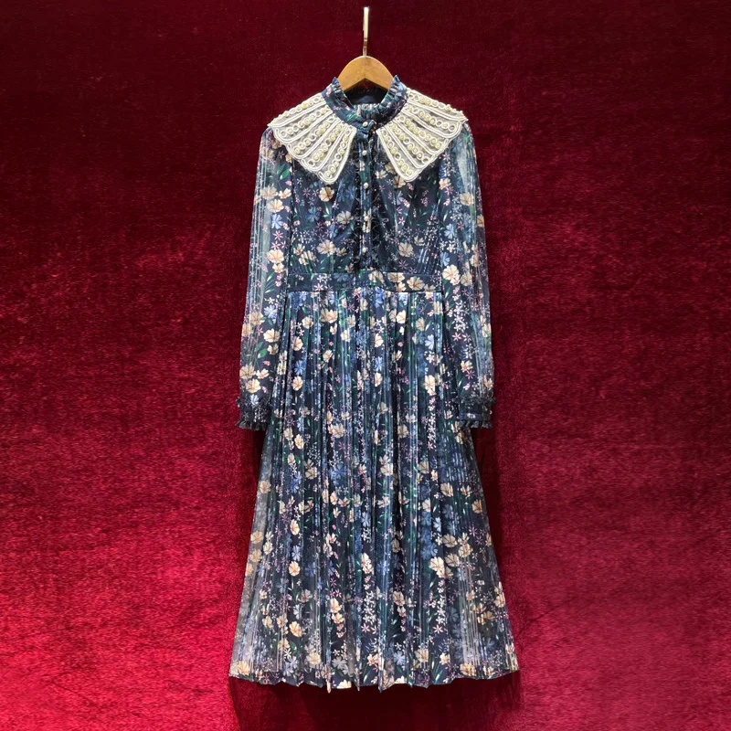 2021 summer and autumn new French floral print doll collar slimming tea break dress long-sleeved dress
2021 summer and autumn new French floral print doll collar slimming tea break dress long-sleeved dress