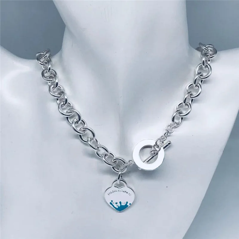 Ladies Luxury Brand Splash Love Splash Necklace Clavicle Chain Pendant Heart Pendant Logo Exquisite Jewelry
Ladies Luxury Brand Splash Love Splash Necklace Clavicle Chain Pendant Heart Pendant Logo Exquisite Jewelry