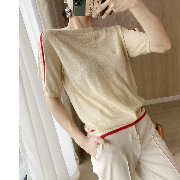in New the clothes spring of 2021 tender baby muscle in the hollow out sleeve stripe thin sweater female 809 m018
in New the clothes spring of 2021 tender baby muscle in the hollow out sleeve stripe thin sweater female 809 m018