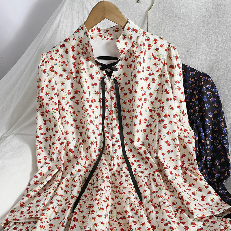 Kimutomo Sweet Floral Print Dresses Girls Spring 2021 Stand Collar Lace Up Ruffles Puff Sleeve High Waist Vestido Midi Elegante
Kimutomo Sweet Floral Print Dresses Girls Spring 2021 Stand Collar Lace Up Ruffles Puff Sleeve High Waist Vestido Midi Elegante