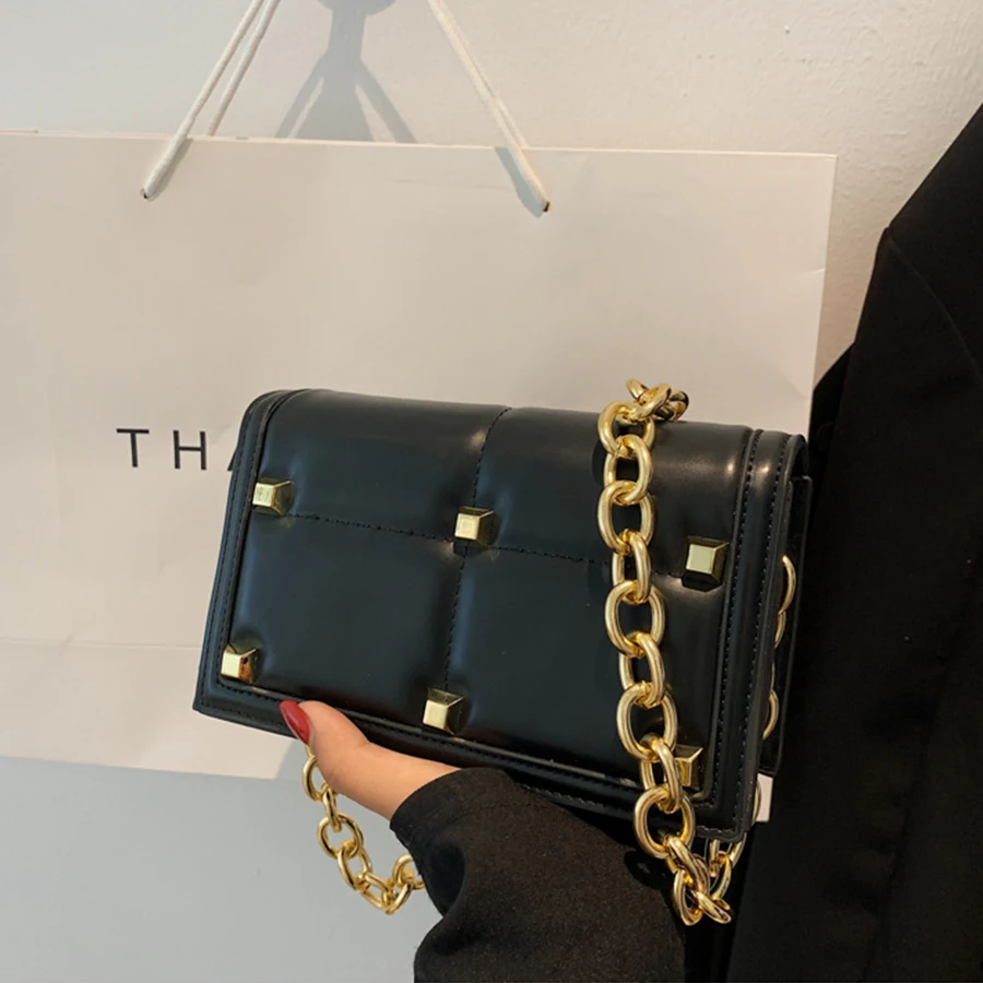 Fashion Luxury Design Women's Crossbody Bags Pu Leather Flap Messenger Bag With Rivet Clutch Purse Lady Shoulder Bags 2021
Fashion Luxury Design Women's Crossbody Bags Pu Leather Flap Messenger Bag With Rivet Clutch Purse Lady Shoulder Bags 2021