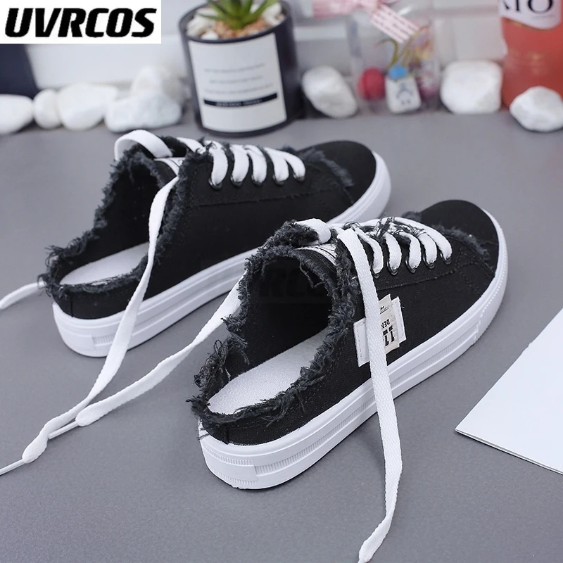 Кеды женские с низким верхом, холщовые кроссовки, повседневная обувь на плоской подошве, на шнуровке, белые, Размеры 35-41, весна-лето 2022 
Кеды женские с низким верхом, холщовые кроссовки, повседневная обувь на плоской подошве, на шнуровке, белые, Размеры 35-41, весна-лето 2022