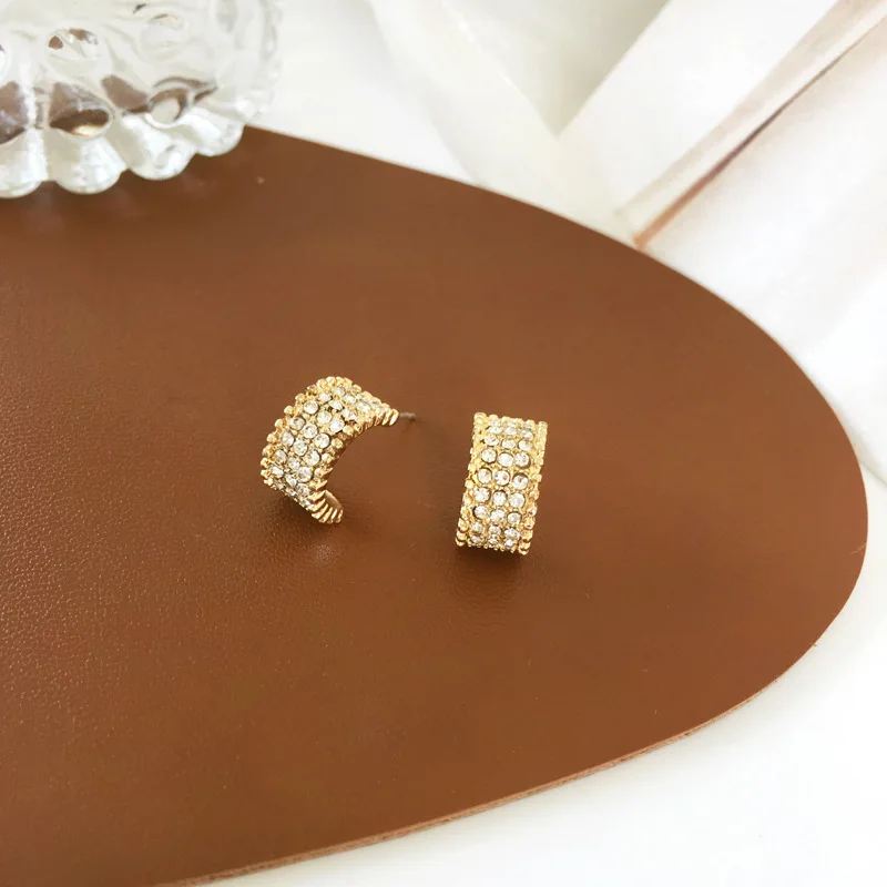 Kpop S925 Silver Needle Elegant Diamond-set Simple C-shaped Small Dangler Cold Style Trendy Ear Jewelry for Woman Female Eardrop
Kpop S925 Silver Needle Elegant Diamond-set Simple C-shaped Small Dangler Cold Style Trendy Ear Jewelry for Woman Female Eardrop
