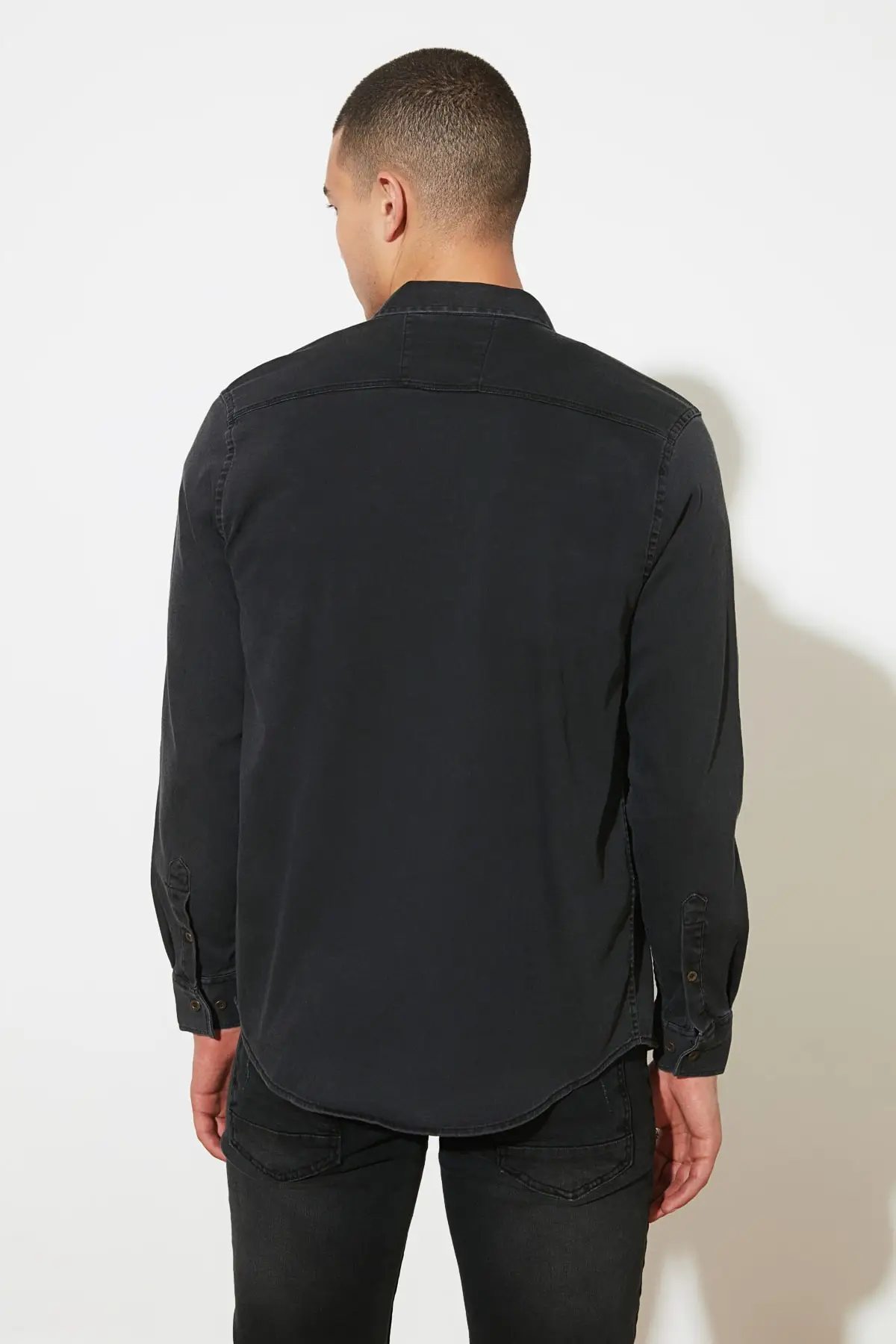 Black Men's Metal Buttoned Double Pocket Regular Fit Denim Shirt TMNSS20GO0104