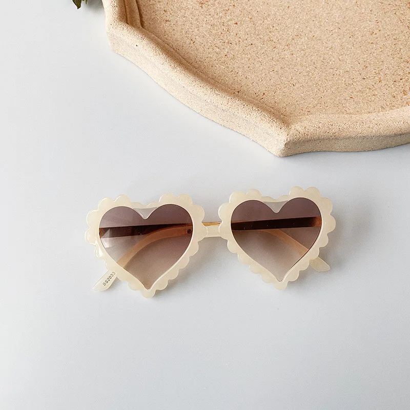 New 2020 Toddler Boy Girl Solid Love Pattern Sunglasses Sun Glasses Kid Eyeglasses Beach Eyewear
New 2020 Toddler Boy Girl Solid Love Pattern Sunglasses Sun Glasses Kid Eyeglasses Beach Eyewear