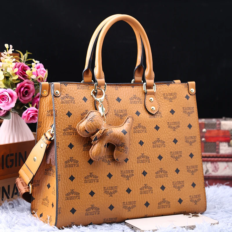 Genuine Leather Women Totes Luxury Brand Women Handbags Geometric Printing Bags Famous Purses and Handbags Channels Handbags Gg
Genuine Leather Women Totes Luxury Brand Women Handbags Geometric Printing Bags Famous Purses and Handbags Channels Handbags Gg