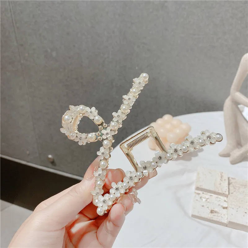 

Аксессуары для головных уборов в Корейском стиле, Шпилька для волос, простой темпераментный цветок с кристаллами, женское украшение