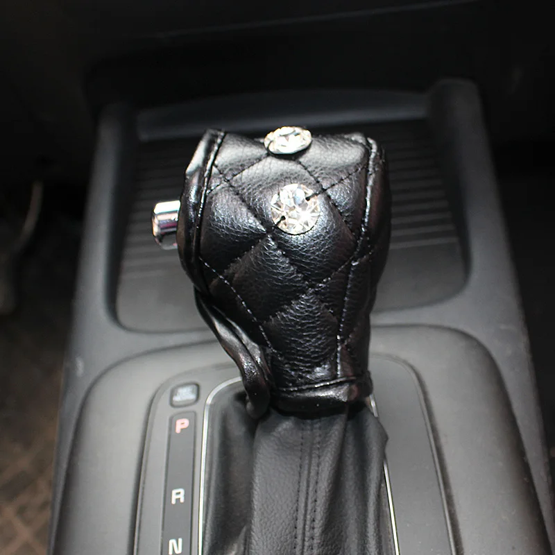 High Quality Crystal PVC Leather Car Handbrake Grips Covers Gear Shifter Hand Brake Diamante Auto Interior Accessories Women
High Quality Crystal PVC Leather Car Handbrake Grips Covers Gear Shifter Hand Brake Diamante Auto Interior Accessories Women