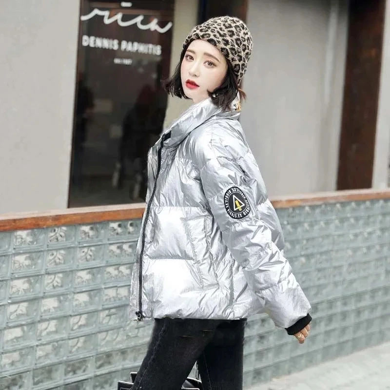 New Winter Women's Bright Surface Cotton Padded Coats Zipper Stand Collar Jacket Fashion Casual windproof ParkaThickened Outwear
New Winter Women's Bright Surface Cotton Padded Coats Zipper Stand Collar Jacket Fashion Casual windproof ParkaThickened Outwear