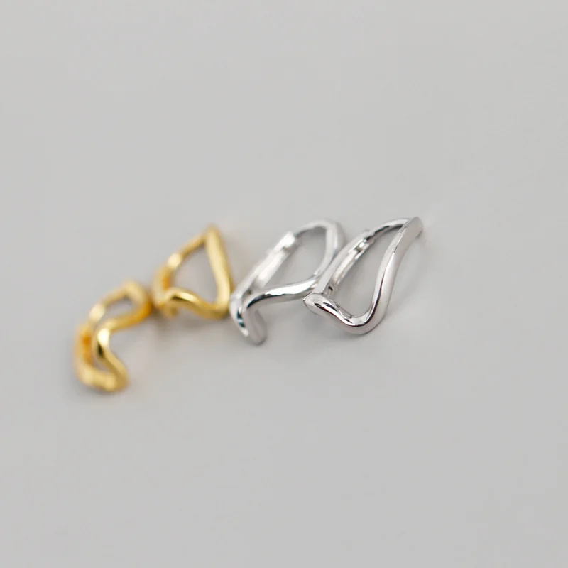 GS Women Trendy Minimalist Bling 925 Sterling Silver Hoop Earrings For Lovers' Engagement Party Charm Small EarRing Jewelry
GS Women Trendy Minimalist Bling 925 Sterling Silver Hoop Earrings For Lovers' Engagement Party Charm Small EarRing Jewelry