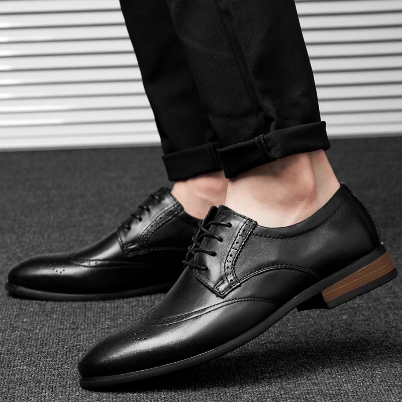 

Британский стиль; Высококачественные туфли-оксфорды мужские Ботинки-броги на шнуровке; Из коровьей кожи; Обувь в деловом стиле-бабочка, дел...