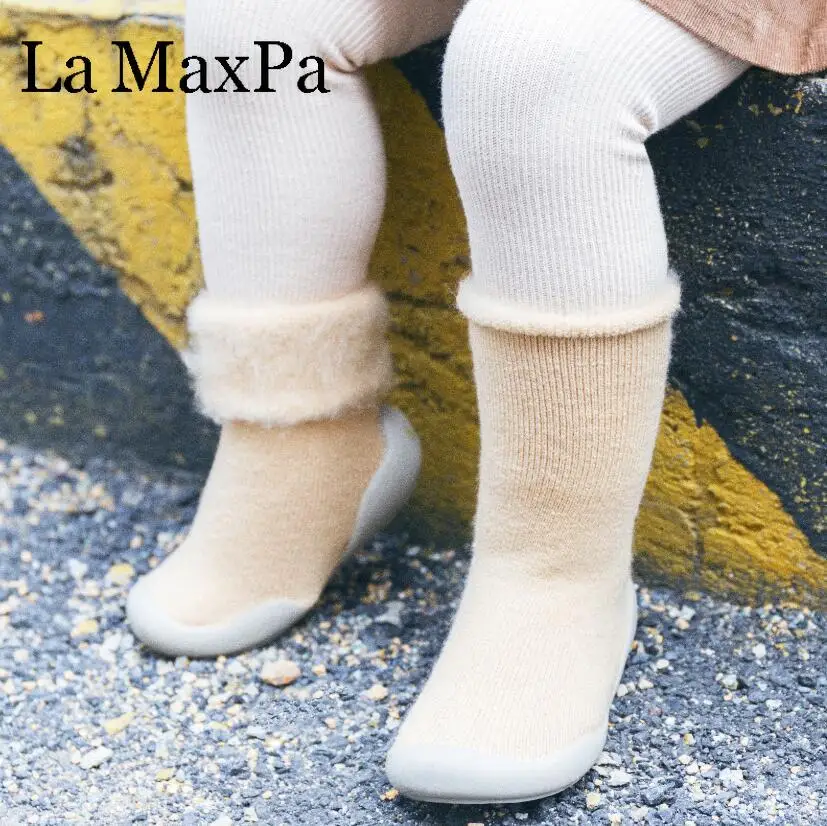 Kids Soft Rubber Sole Unisex Baby Shoes First Shoes Baby Shoe Knit Booties Anti-slip Baby Walkers Toddler First Walker Baby Girl
Kids Soft Rubber Sole Unisex Baby Shoes First Shoes Baby Shoe Knit Booties Anti-slip Baby Walkers Toddler First Walker Baby Girl