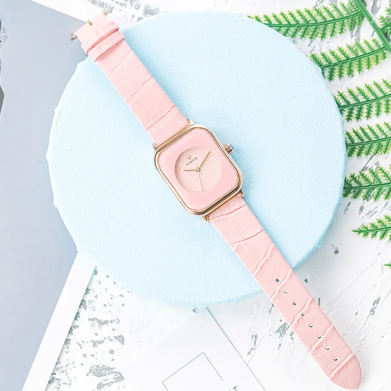 2020 WWOOR Stylish Elegant Women Watches Women Luxury Purple Square Watch High Quality Leather Clock Ladies Ceasuri Montre Femme
2020 WWOOR Stylish Elegant Women Watches Women Luxury Purple Square Watch High Quality Leather Clock Ladies Ceasuri Montre Femme