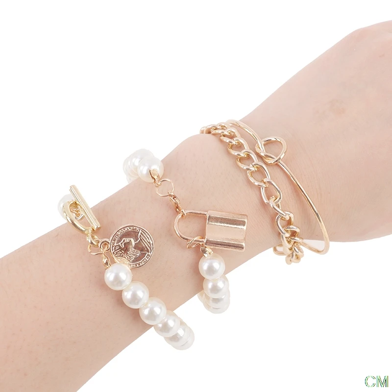 Punk Gothic Imitation Pearls Lock Bracelets Female Knot Flower Bracelet Bangles for Women 2020 Fashion Gold Coin Jewelry 
Punk Gothic Imitation Pearls Lock Bracelets Female Knot Flower Bracelet Bangles for Women 2020 Fashion Gold Coin Jewelry