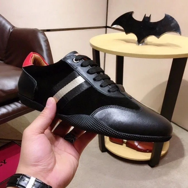 Casual shoes high quality fashion men's casual shoes luxury brand leather shoes men's love walking sneakers Zapatillas Hombre
Casual shoes high quality fashion men's casual shoes luxury brand leather shoes men's love walking sneakers Zapatillas Hombre