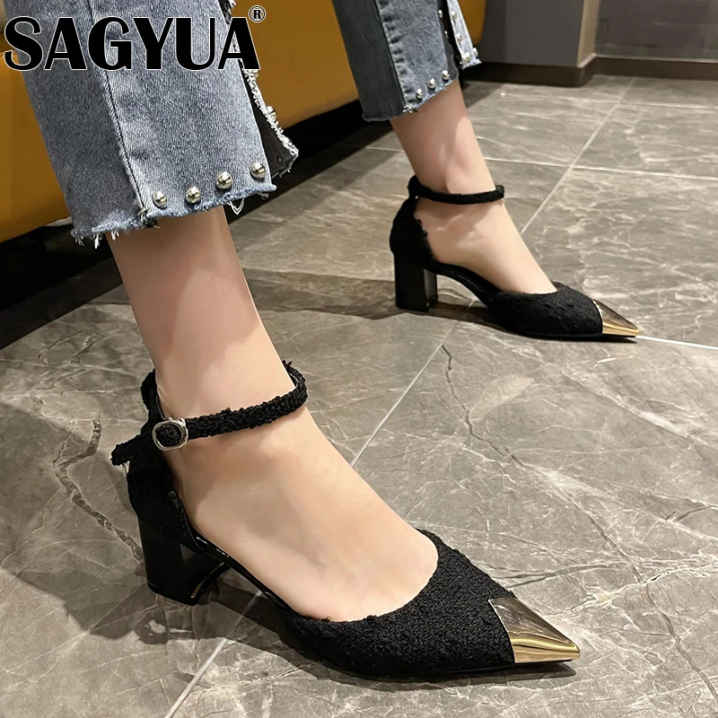 Женские босоножки на массивном каблуке, дизайнерские вечерние босоножки с острым носком, обувь для весны и осени, 2022
Женские босоножки на массивном каблуке, дизайнерские вечерние босоножки с острым носком, обувь для весны и осени, 2022