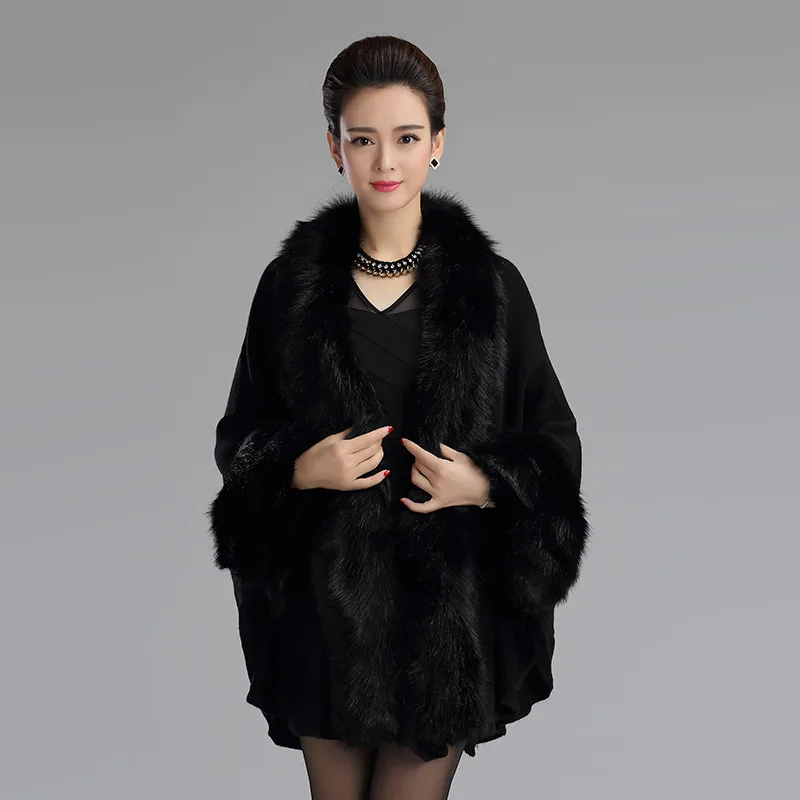 SWONCO Looes Coat Cape Women Winter Warm Fur Outwear 2019 Female Casual Long Cloak Poncho For Women Faxu Fox Fur Capes Shoulder
SWONCO Looes Coat Cape Women Winter Warm Fur Outwear 2019 Female Casual Long Cloak Poncho For Women Faxu Fox Fur Capes Shoulder