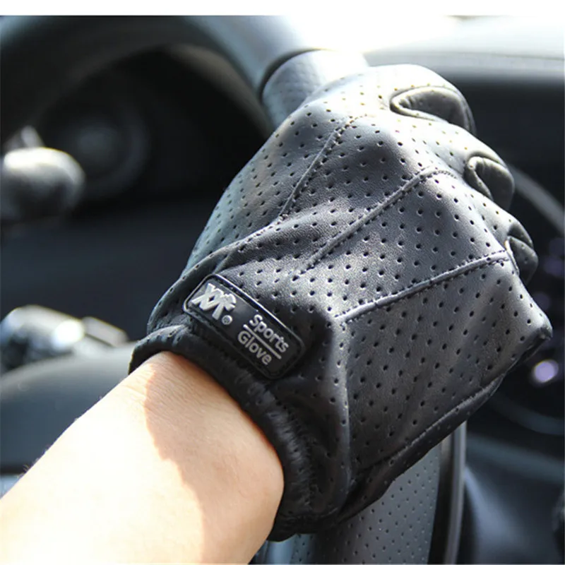 High Quality Motorcycle Gloves Cowhide Full Finger Breathable Antiskid Wear Resistant Comfortable and Not Tight Bicycle Gloves
High Quality Motorcycle Gloves Cowhide Full Finger Breathable Antiskid Wear Resistant Comfortable and Not Tight Bicycle Gloves