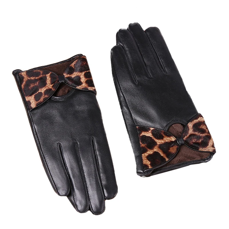 Black Leopard Genuine Sheepskin Leather Gloves Women Windproof Thermal Fashion Bow Glove Winter Warm Mittens S2337
Black Leopard Genuine Sheepskin Leather Gloves Women Windproof Thermal Fashion Bow Glove Winter Warm Mittens S2337