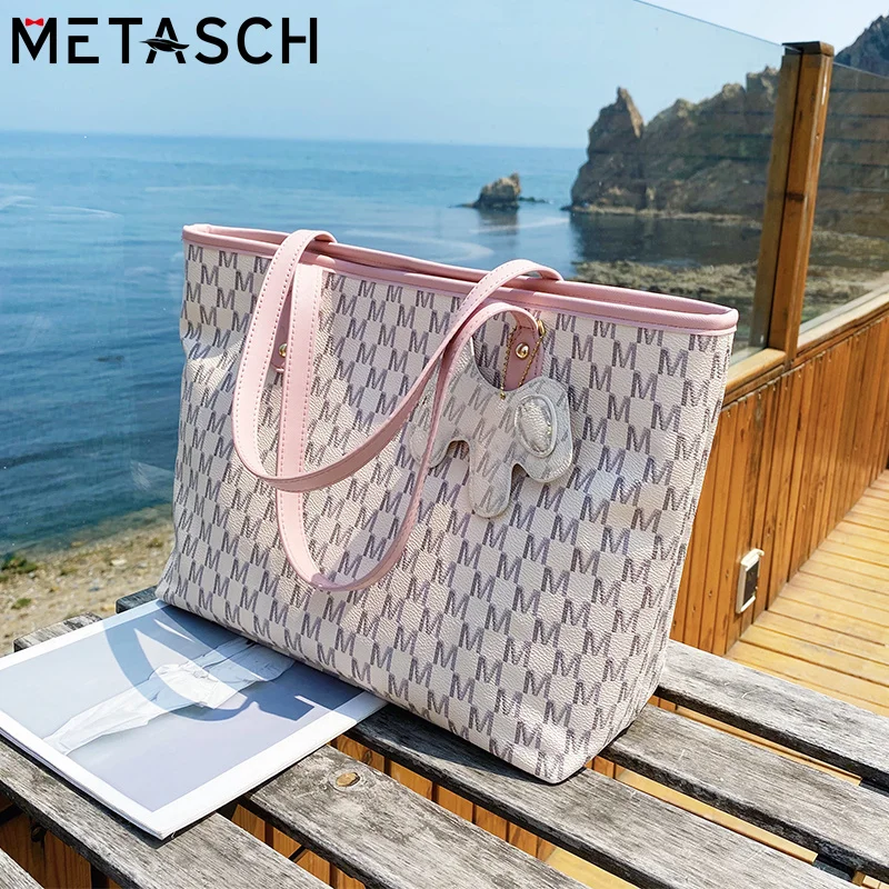 METASCH 2021 S/S Fashion Letter Tote Bag For Women PU Leather Shoulder Bag Large Capacity Handle Bag Simple Solid Color Handbag
METASCH 2021 S/S Fashion Letter Tote Bag For Women PU Leather Shoulder Bag Large Capacity Handle Bag Simple Solid Color Handbag