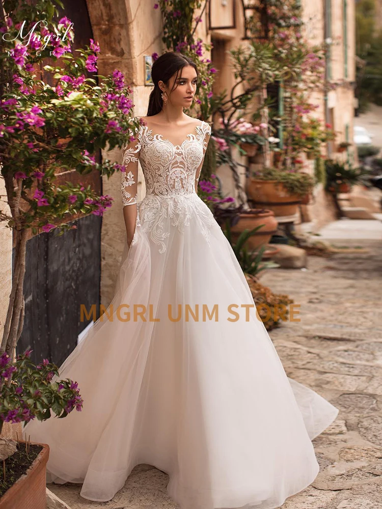 MNGRL Retro V-neck White Lace 3D Flower Bridal Dresses Long Sleeve Fluffy Skirt Wedding Gown Backless Tail Wedding Dress
MNGRL Retro V-neck White Lace 3D Flower Bridal Dresses Long Sleeve Fluffy Skirt Wedding Gown Backless Tail Wedding Dress