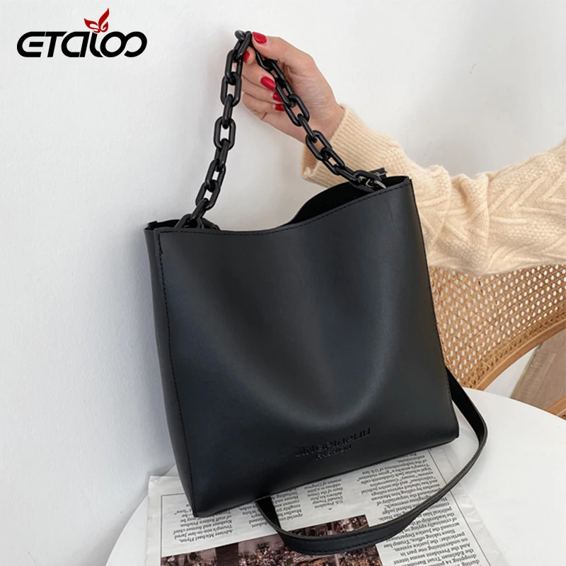 2021 Design Women Shoulder Crossbody Bag Large Capacity Chain Composite Bucket Handbags PU Leather Female Totes bolsa feminin
2021 Design Women Shoulder Crossbody Bag Large Capacity Chain Composite Bucket Handbags PU Leather Female Totes bolsa feminin