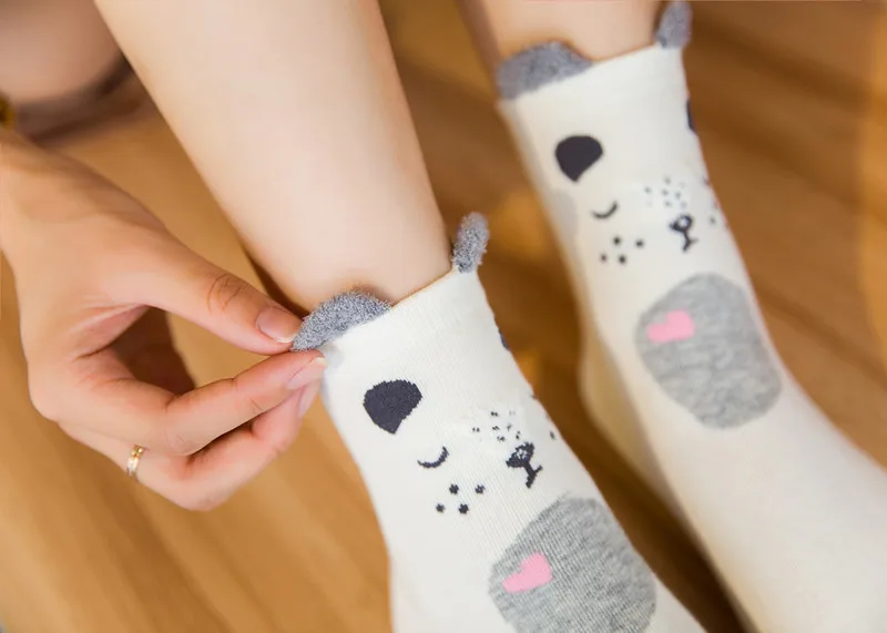 5 pairs of original suifeng cute animal cat series tiger happy invisible printed socks for ladies
5 pairs of original suifeng cute animal cat series tiger happy invisible printed socks for ladies