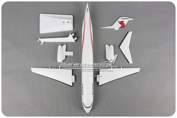 37cm 1:100 ABS Plastic AIR NIUGINI Fokker F-100 Airlines FOK Airways Aircraft Assembled Assembly airplane model Plane
37cm 1:100 ABS Plastic AIR NIUGINI Fokker F-100 Airlines FOK Airways Aircraft Assembled Assembly airplane model Plane