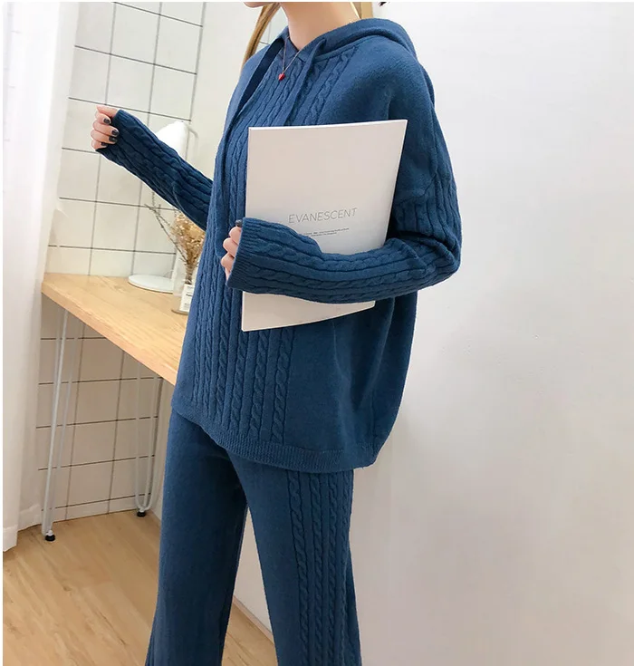 Womens Autumn winter Knitted tracksuit Hooded sweatshirts Casual Suit Women clothing 2 Piece set Knit pant Sporting suit Female 
Womens Autumn winter Knitted tracksuit Hooded sweatshirts Casual Suit Women clothing 2 Piece set Knit pant Sporting suit Female